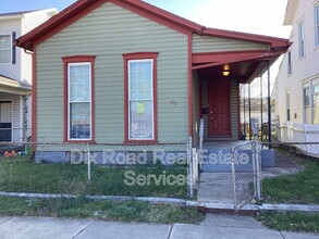 Building Photo - 252 McClure St