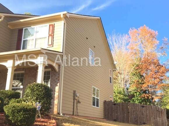 Building Photo - 2226 Greenwood Meadows Ln
