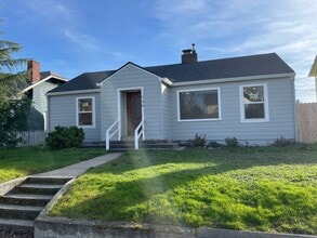 Building Photo - 709 W Jackson St