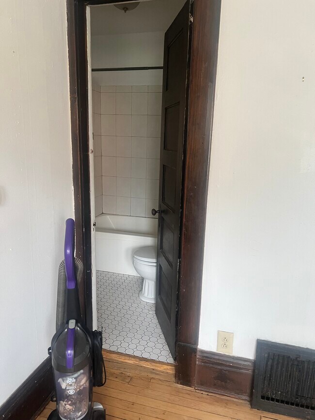 Foto del edificio - 611 19th St