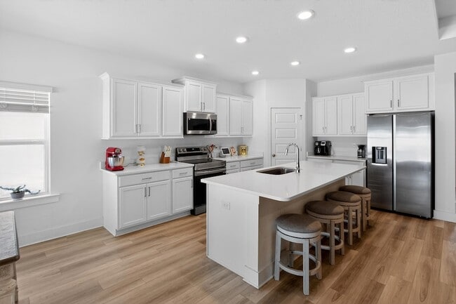 Building Photo - 159 Blooming Cv