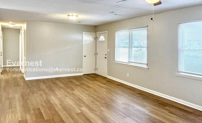 Foto del edificio - 14005 Glenview Dr SW