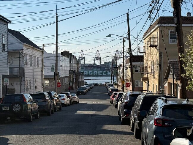 Foto del edificio - 129 W 20th St