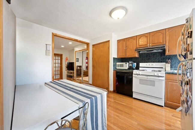 Foto del edificio - 228 Willow Ave