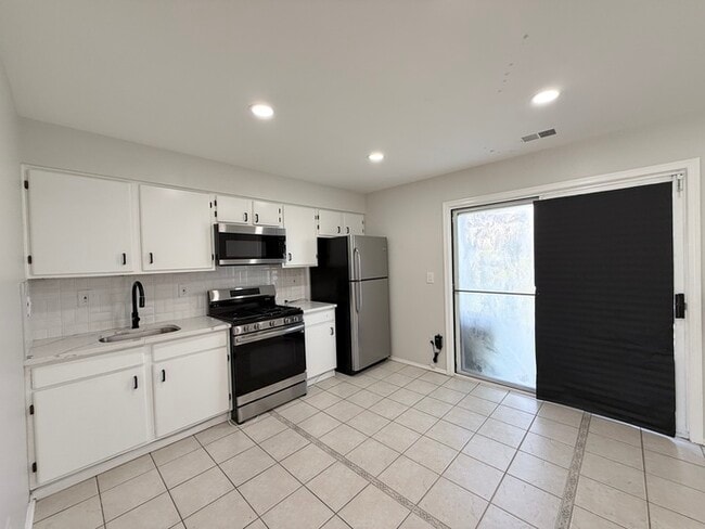 Foto del edificio - 171 Scobee Ln