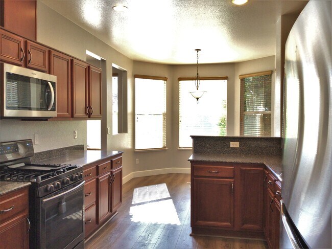 Foto del edificio - 5838 Rainier Peak Dr