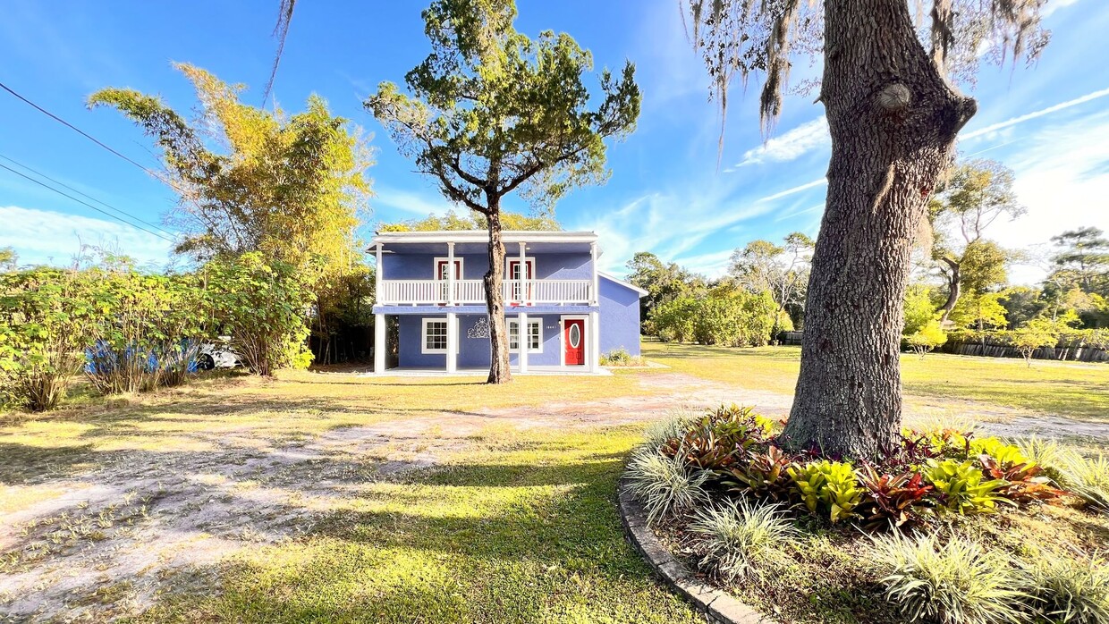 Spacious 4-Bedroom Home in Orlando with La... - Spacious 4-Bedroom Home in Orlando with La...