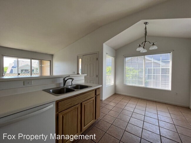 Foto del edificio - 2 br, 2 bath House - 1150 Opal Street Unit...