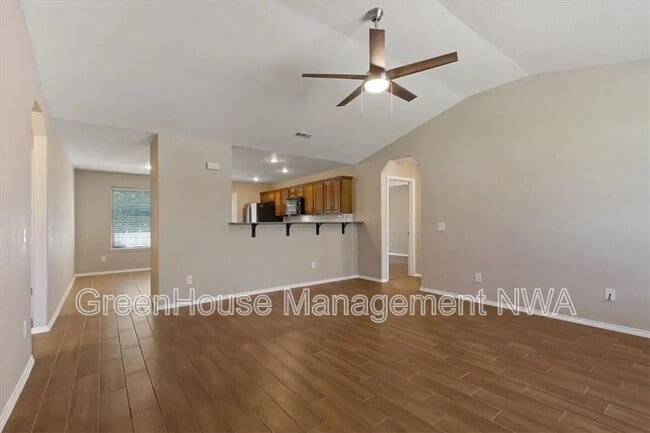 Foto del edificio - 2705 SW Greensprings Rd