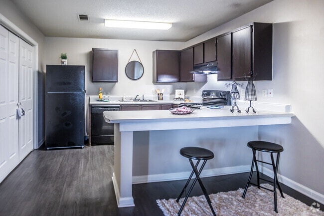 1HAB, 1BA - 700SF - Greenway Apartments