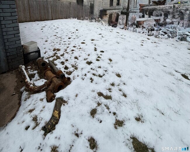 Building Photo - 440 Howard Ave