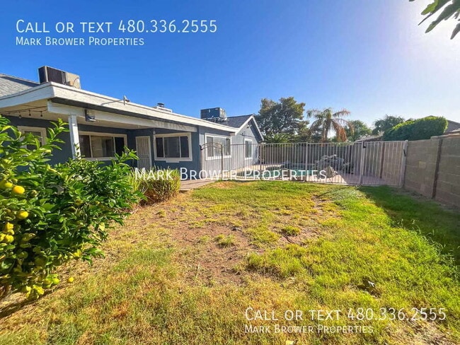 Building Photo - 2301 E Folley St