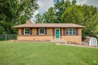 Building Photo - 512 Merman Rd