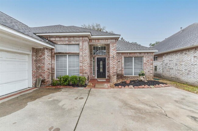 Building Photo - 12950 Quail Park Dr