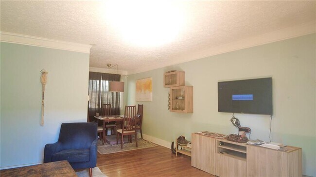 Foto del edificio - 411 10th St NE