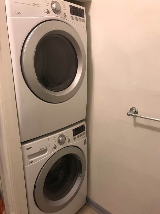 Laundry - 1920 N Cleveland Ave