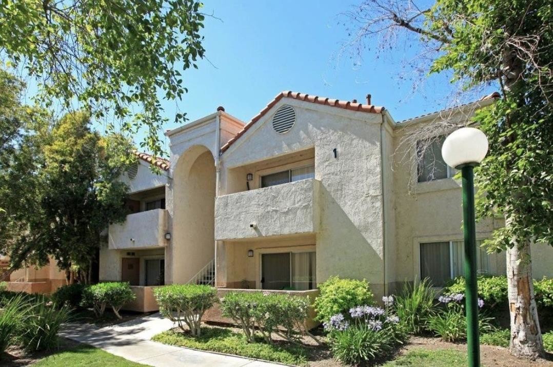 Foto principal - 27940 Solamint Rd