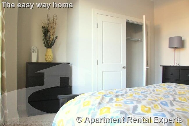 Building Photo - 632 Massachusetts Ave