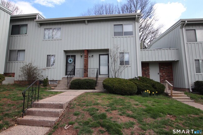 Building Photo - 79 Webster Ct