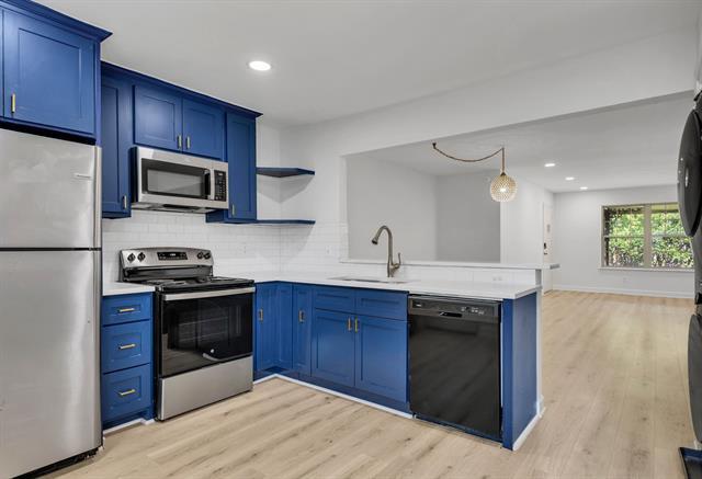 Foto principal - 7718 Royal Ln