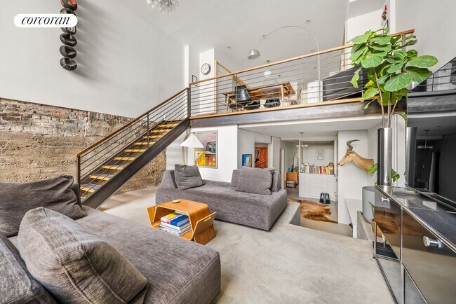 Building Photo - 59 Rapelye St