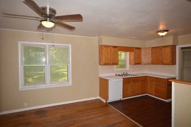 Building Photo - 8216 Johnson Dr