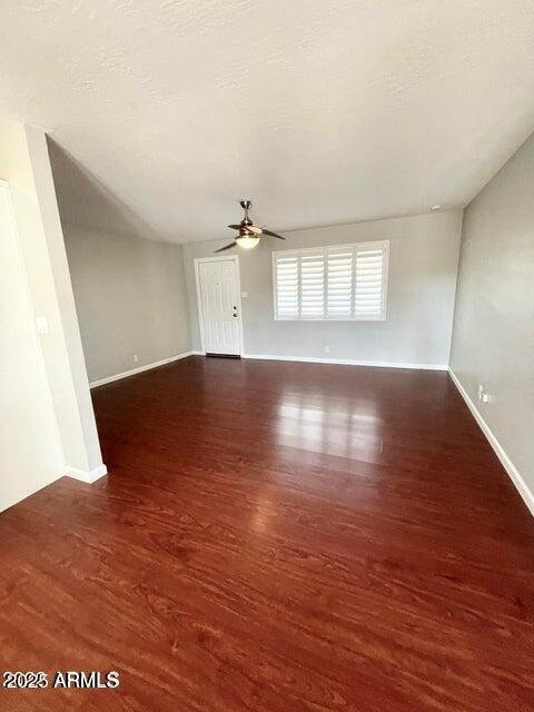 Foto del edificio - 6820 E Moreland St