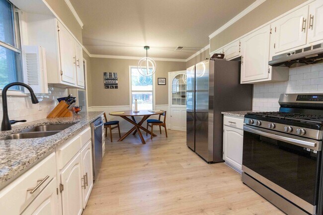 Foto del edificio - Charming 3 bedroom/ 2 Bathroom house in Br...