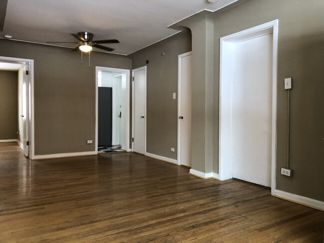Building Photo - 1377 N Pearl St
