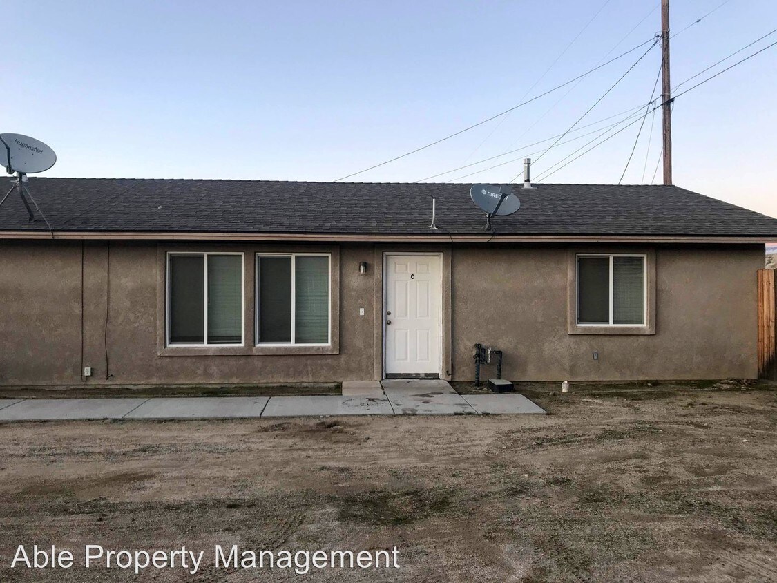 Primary Photo - 3722 Golden Spur St