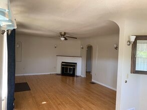 Building Photo - 1405 Worden Ave