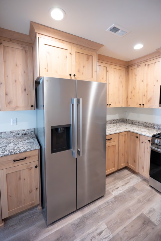 Building Photo - 520 E South Weber Dr