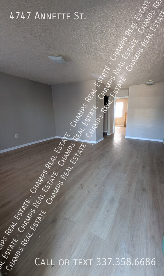 Foto del edificio - 4747 Annette St