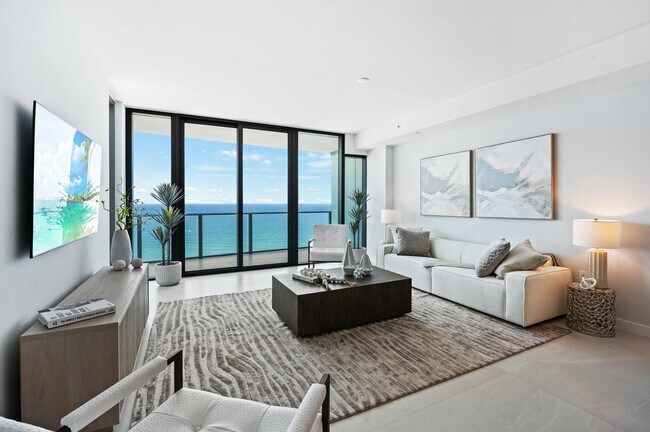 Foto del edificio - 1116 N Ocean Blvd