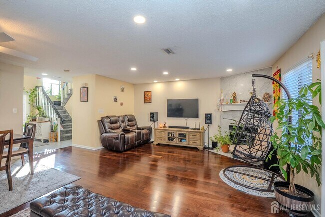 Foto del edificio - 58 Park Gate Dr