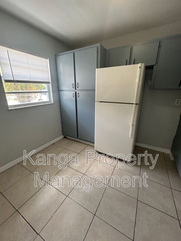 Photo - 3210 Louisiana Ave Apartment