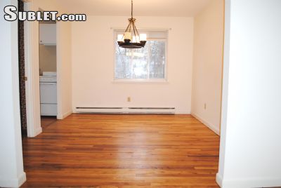Building Photo - 1668 Farmington Ave