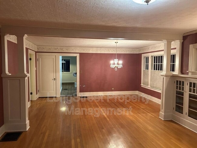 Foto del edificio - 1905 SE 27th Ave