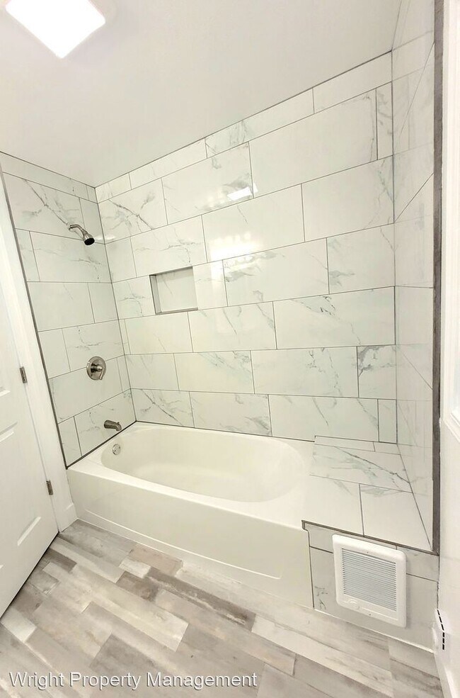 Building Photo - 2 br, 2 bath House - 413 Nth 13th st