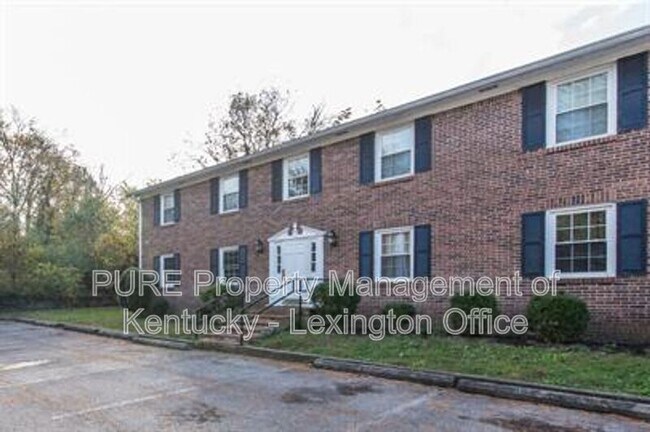 Foto del edificio - 122 Sycamore Ct