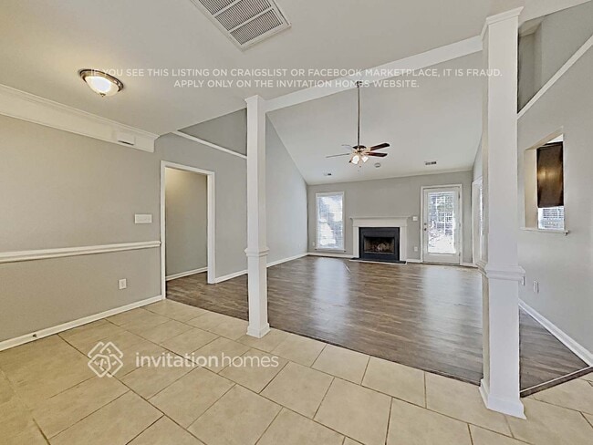 Foto del edificio - 8101 Rachel Ct