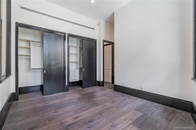 Building Photo - 206 Merchant St