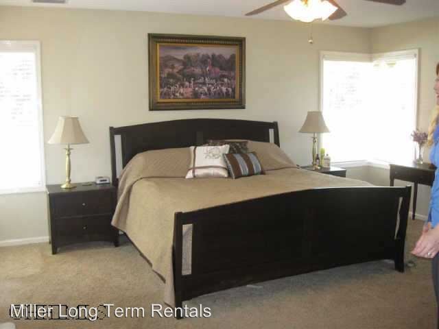 Foto del edificio - 3 br, 3.5 bath House - 12 Fox Meadow