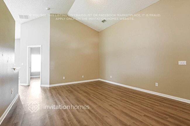 Building Photo - 2126 Darlin Cir