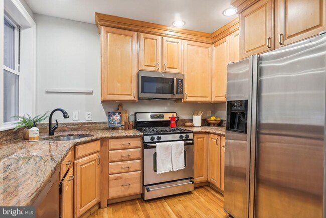 Foto del edificio - 2713 11th St NW