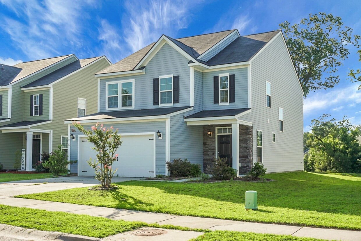 Primary Photo - Beautiful 3 Bedroom, 2.5 Bath-Monks Corner...