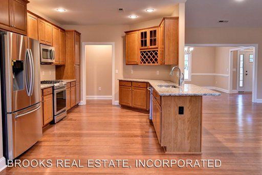 Foto del edificio - 11709 Kings Pond Dr