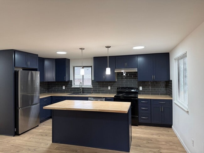 Photo - 21330 Cypress Way House