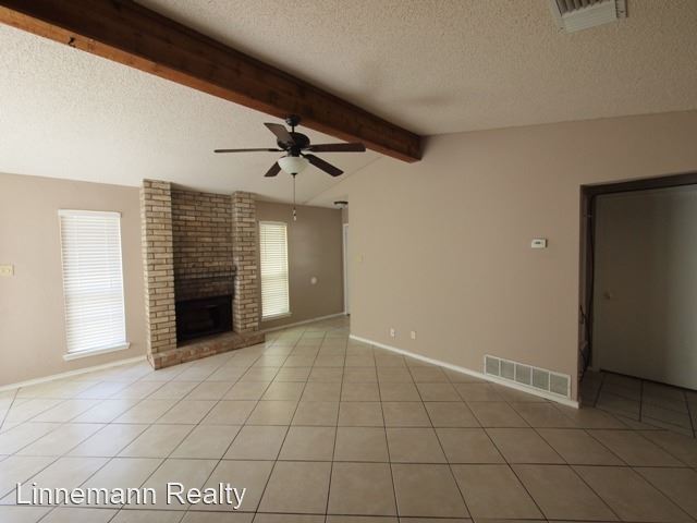Building Photo - 2 br, 1 bath House - 2106 Cimmaron Drive