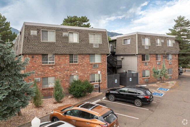 Vista alternativa del edificio - Park Mesa